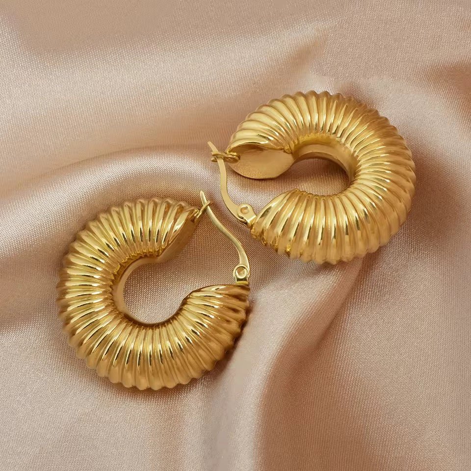 Maya Earrings - COLEZZA